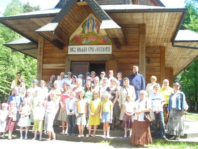 Dzieci z Białegostoku w podlaskich monasterach