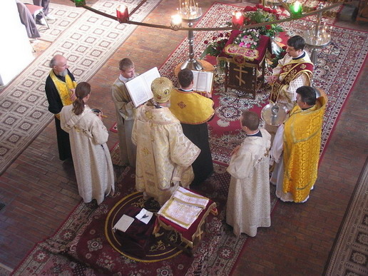 Święcenia diakońskie