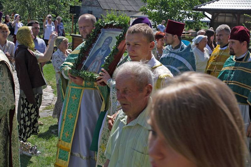 Monasterskie święto w Kostomłotach