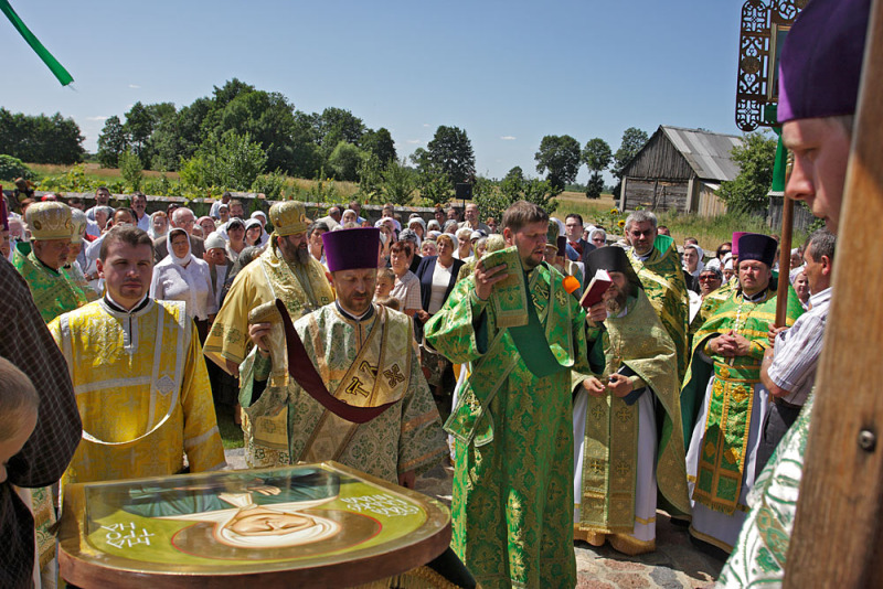 Monasterskie święto w Kostomłotach