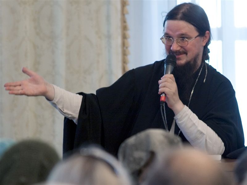 Muzułmańska grupa przyznała się do zamordowania ks. Sysojewa