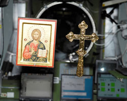 Relikwie, ikony i krzyże w kosmosie