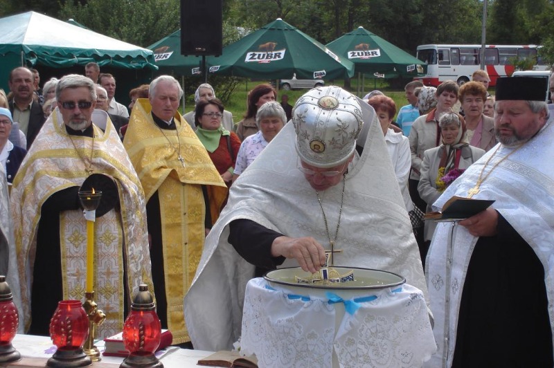 Poświęcenie krzyża w Zbuczu