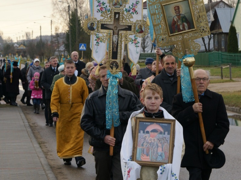 Czyże – tradycja robienia woskowych świec