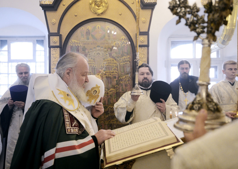 Moskwa: obrzęd przygotowania świętego mira