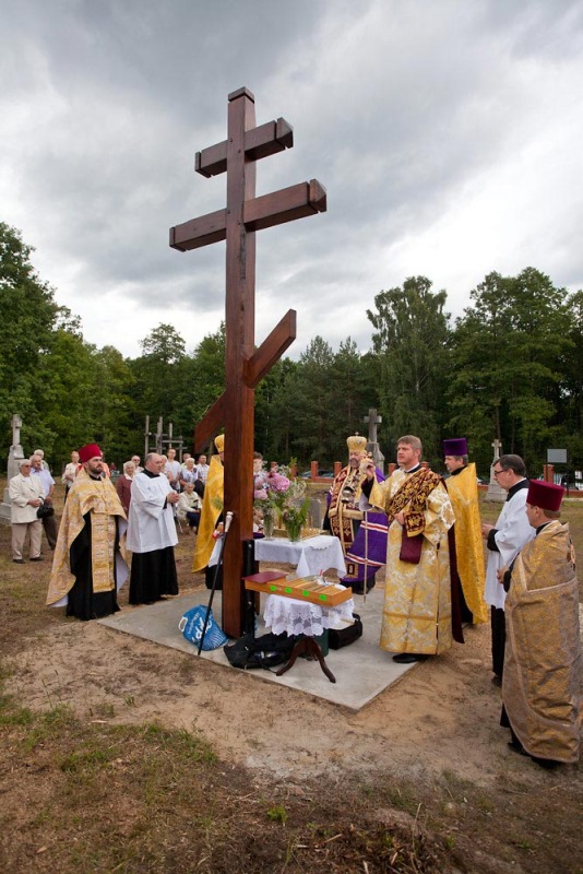 Uroczyste nabożeństwa na chełmskich cmentarzach