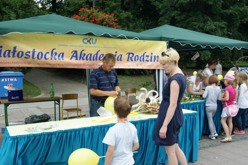 Piknik Eleosu "Sieciaki na wakacjach"