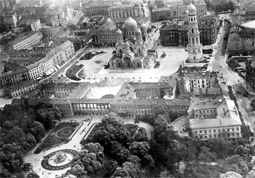 Warszawa: pod pl. Piłsudskiego widać resztki cerkwi
