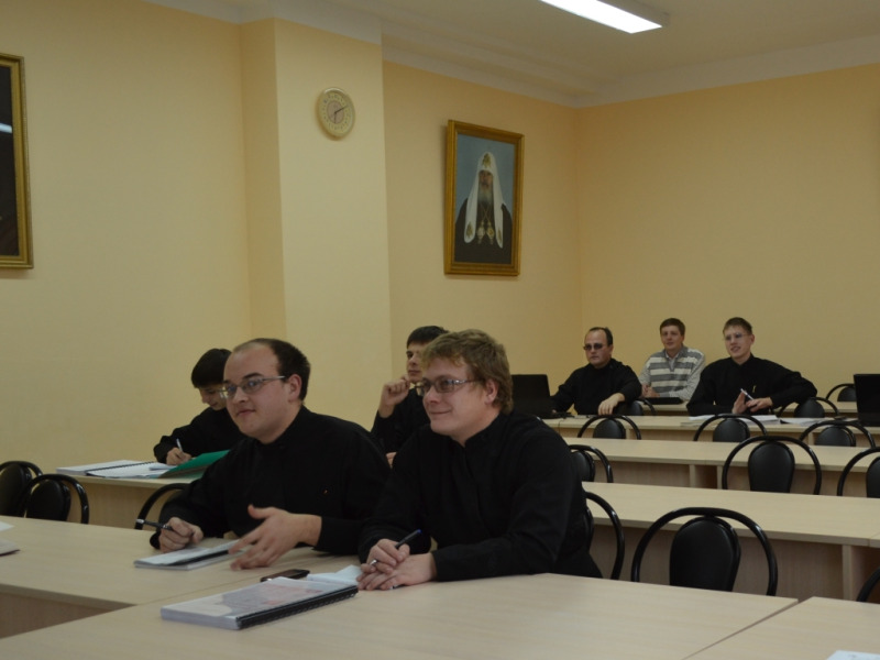 Rosyjscy seminarzyści uczą się chińskiego