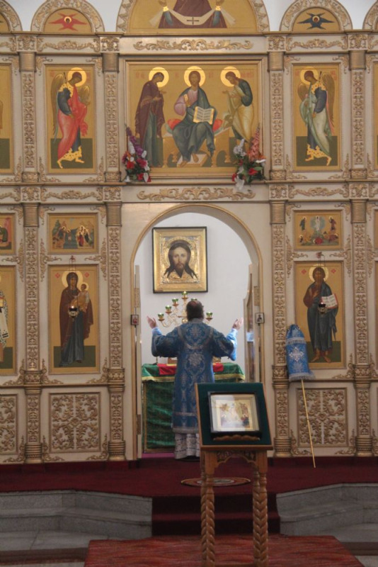 Biskupia Liturgia w Korei Północnej
