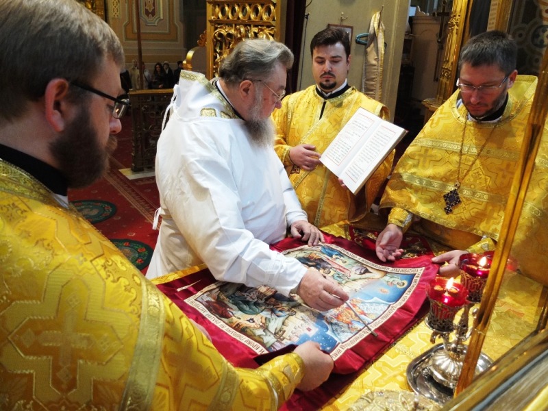 Poświęcenie antimensionów