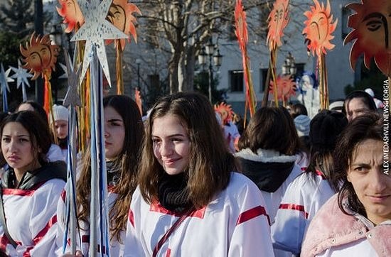 Gruzja: tradycyjne procesje na Boże Narodzenie w całym kraju