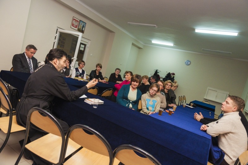 O małżeństwie i Boskiej Liturgii podczas świętych wieczorów