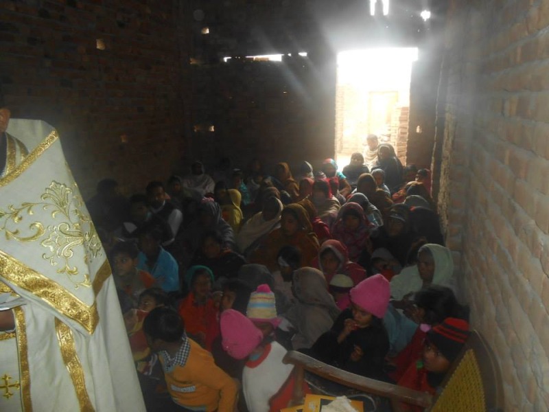Pierwsza Boska Liturgia w Bhalwal (Pakistan)