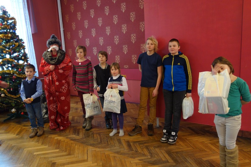 Toruń: Choinka w parafii św. Mikołaja