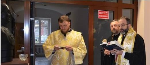 Arcybiskup Jakub poświęcił nowe pomieszczenia białostockiego ZSTiO