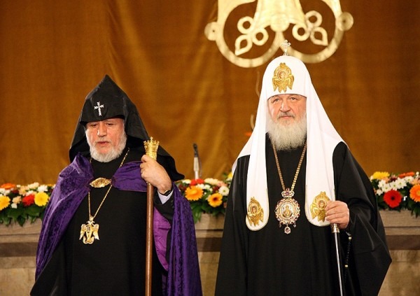 Spotkanie patriarchów moskiewskiego Cyryla i wszystkich Ormian Karekina II