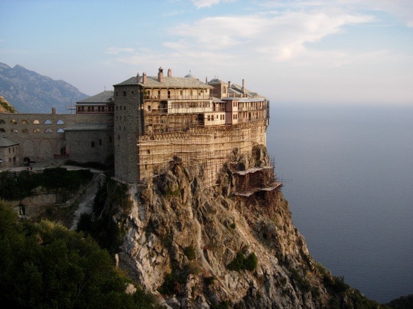 „Kamień Szymona” – zarys historii monasteru Simonopetra