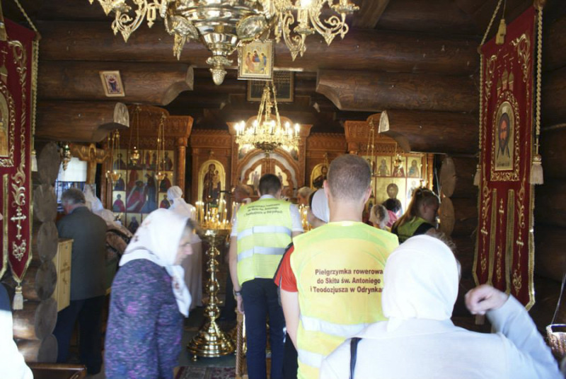 Pielgrzymka rowerowa do skitu w Odrynkach