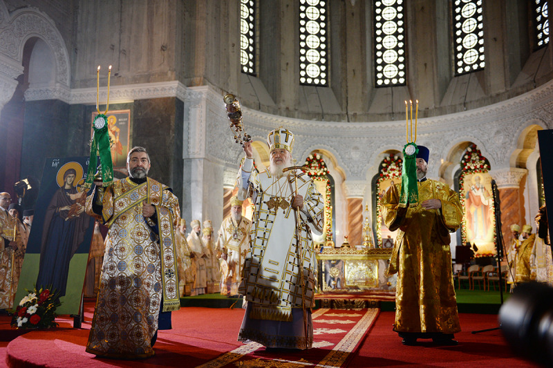 Patriarchowie Ireneusz i Cyryl sprawowali Liturgię w cerkwi św. Sawy