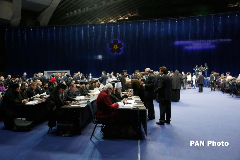 Armenia: międzynarodowa konferencja rozpoczęła obchody setnej rocznicy ludobójstwa Ormian