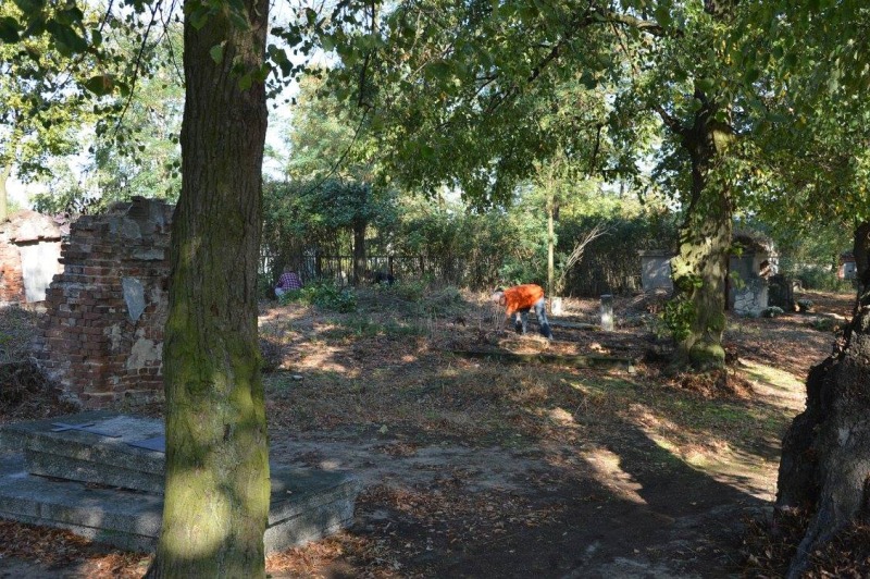 Odsłonięto nowe nagrobki na cmentarzu prawosławnym