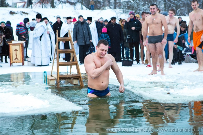 Poświęcenie wody nad Jeziorkiem Czerniakowskim