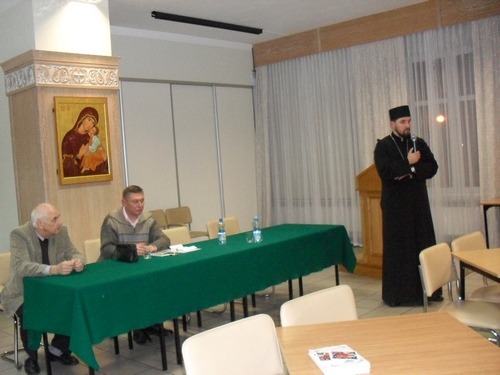 W Białymstoku odbyło się spotkanie promujące tomik "Płoń świeco życia"