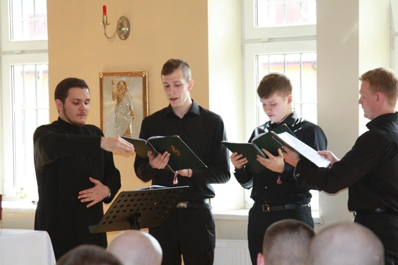 Koncert muzyki sakralnej w Zakładzie Karnym w Opolu Lubelskim