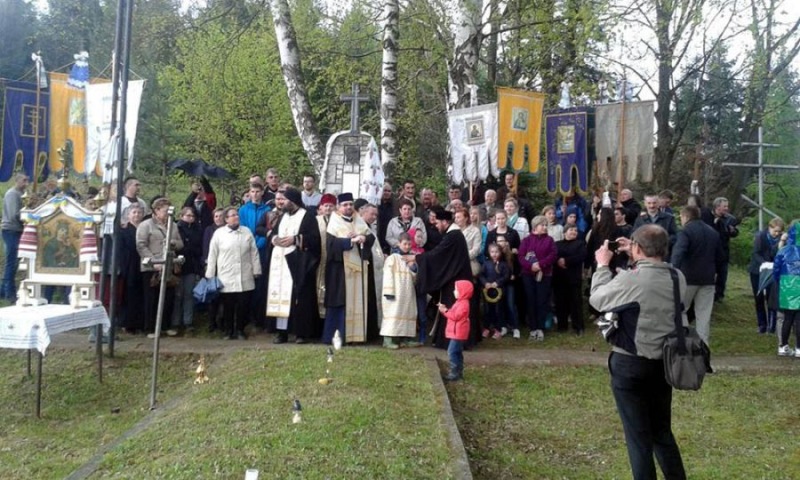 Paschalna panichida w Zawadce Morochowskiej
