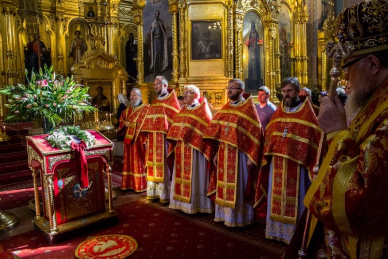 Święto Podwyższenia Krzyża Pańskiego w warszawskiej katedrze
