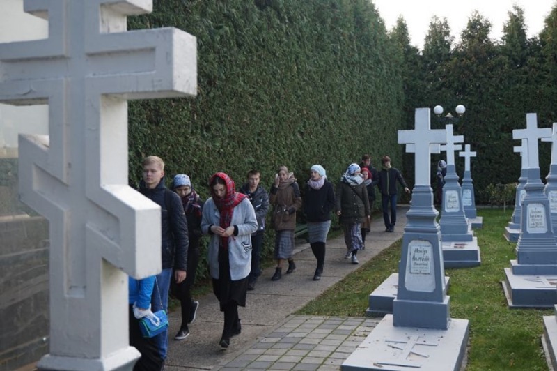 Hajnowscy uczniowie w Ławrze Poczajowskiej