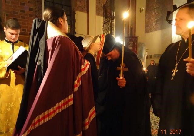 Postrzyżyny mnisze we wrocławskiej katedrze