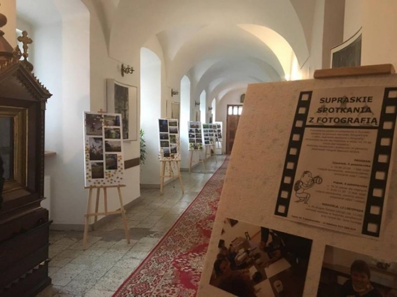 Supraśl: wernisaż wystawy „Supraskie spotkania z fotografią”