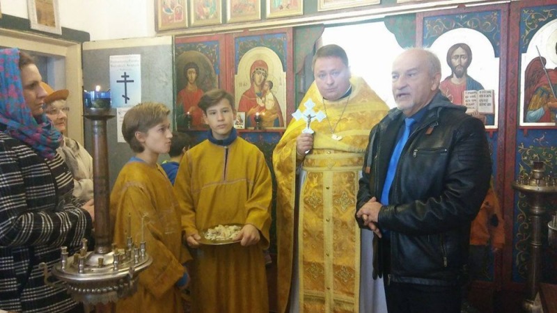Wizyta na cmentarzu żołnierzy radzieckich w Wałbrzychu