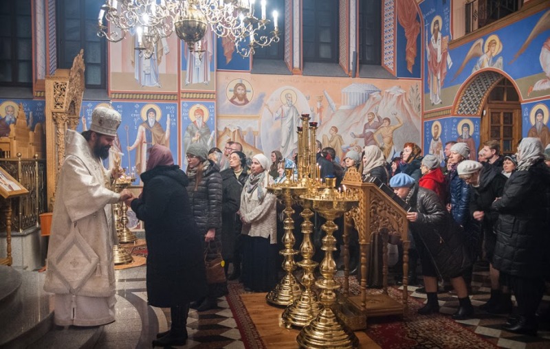 Supraśl: nocne nabożeństwo w dniu św. Spirydona