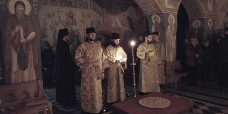 Noworoczna noc w supraskim monasterze