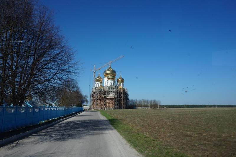 Pielgrzymka hajnowskich uczniów do Poczajowa