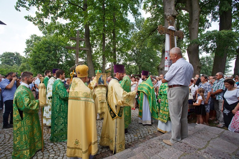 Świąteczna Hola