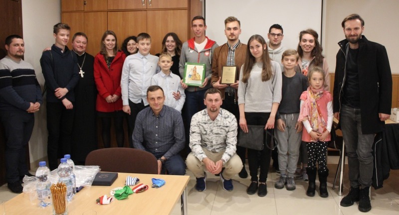 Patryk Dobek na spotkaniu z młodzieżą we Wrocławiu
