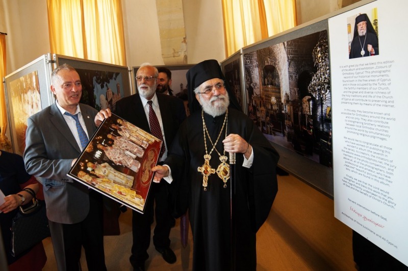 Wystawa „Kolory Prawosławia: Cypr i Polska” przebywa w Larnace