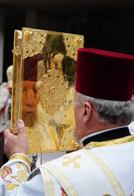 Wybrana hymnografia niedzieli św. niewiast niosących wonności