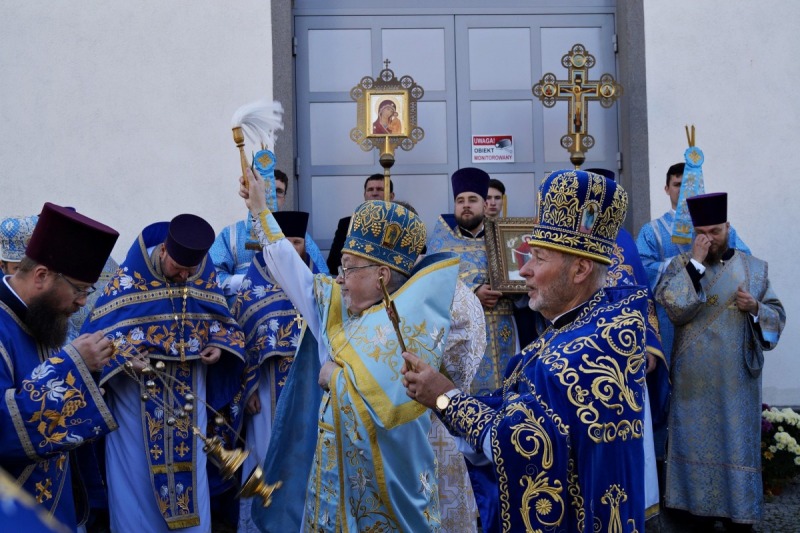 Opieki Matki Bożej i 25-lecie Parafii św. Jerzego w Białymstoku 