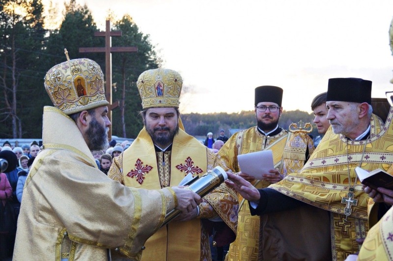 Poświęcenie kamienia węgielnego pod budowę cerkwi w Karakulach