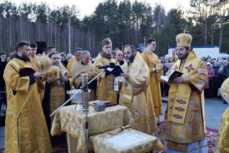 Poświęcenie kamienia węgielnego pod budowę cerkwi w Karakulach