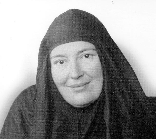 Niezwyczajna mniszka w Paryżu: Matka Maria