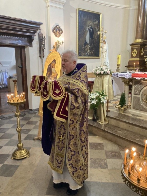Prawosławna Boska Liturgia w kościele św. Jana Chrzciciela w Nałęczowie