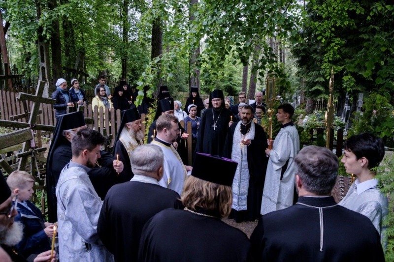 Paschalna pielgrzymka młodzieży na św. Górę Grabarkę