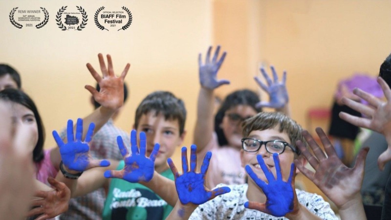 Dzieci Nikozi – dokument filmowy o uzdrawiającej mocy sztuki