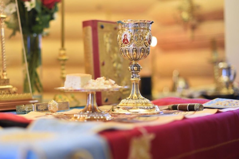 Odnowić nasze człowieczeństwo przez Eucharystię